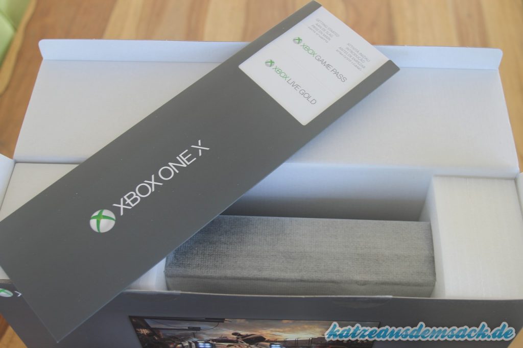 Xbox One X - 4K Konsole mit HDR